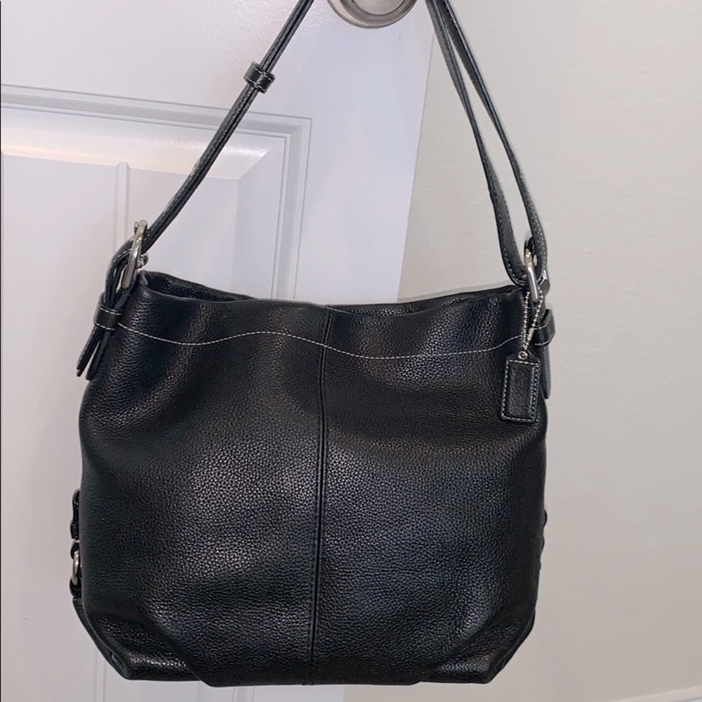 Coach purse - Picture 4 of 9